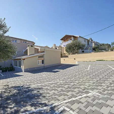 Mavarstica 17803c Apartman