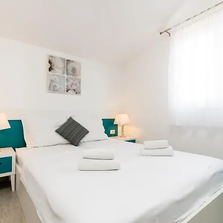 Apartman Mavarstica 17803c *