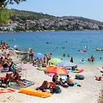 Apartment Mavarstica 17803c *